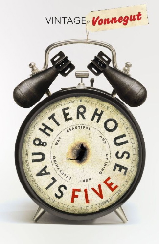 Buchcover und Innenansicht für das Buch: Slaughterhouse 5