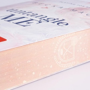 Buchcover und Innenansicht für das Buch: Unravel Me