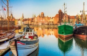 Buchcover und Innenansicht für das Buch: LONELY PLANET Bildband Legendäre Citytrips in Europa