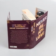 Buchcover und Innenansicht für das Buch: Never Be My Love (Never Be 3)