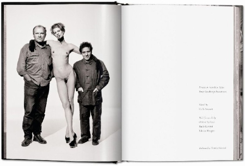 Buchcover und Innenansicht für das Buch: Peter Lindbergh. Azzedine Alaïa