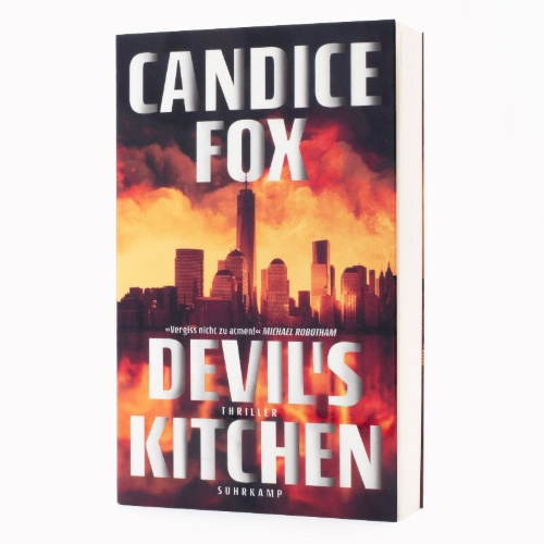 Buchcover und Innenansicht für das Buch: Devil's Kitchen