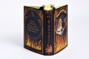 Buchcover und Innenansicht für das Buch: Witches of Deadly Sins
