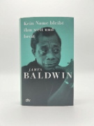 Buchcover und Innenansicht für das Buch: No Name on the Street