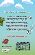 Buchcover und Innenansicht für das Buch: Die Pausenkicker - Elfmeter für die Nachbarschule