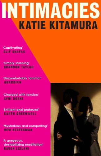Buchcover und Innenansicht für das Buch: Intimacies