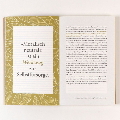 Buchcover und Innenansicht für das Buch: Was Familie leichter macht