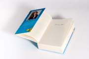 Buchcover und Innenansicht für das Buch: Three Summers