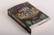 Buchcover und Innenansicht für das Buch: The Bear and the Nightingale - Winternight Trilogy Book 1