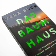 Buchcover und Innenansicht für das Buch: Das Baumhaus