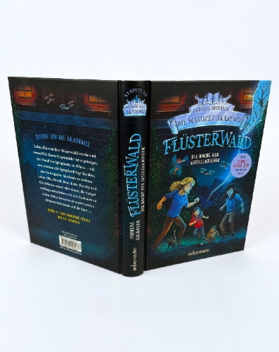 Buchcover und Innenansicht für das Buch: Flüsterwald - Die magische Akademie. Die Rache der Spiegelkrieger (Flüsterwald, Bd. III-4)