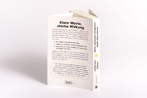 Buchcover und Innenansicht für das Buch: The Next Conversation - Argue Less, Talk More