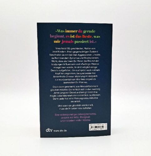 Buchcover und Innenansicht für das Buch: Zwei vernünftige Erwachsene, die sich mal nackt gesehen haben