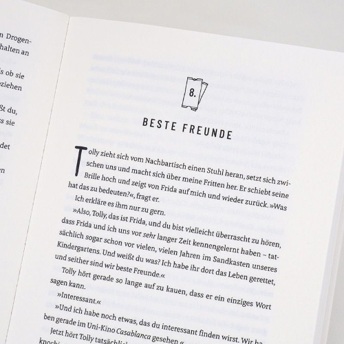 Buchcover und Innenansicht für das Buch: The Things That Will Not Stand