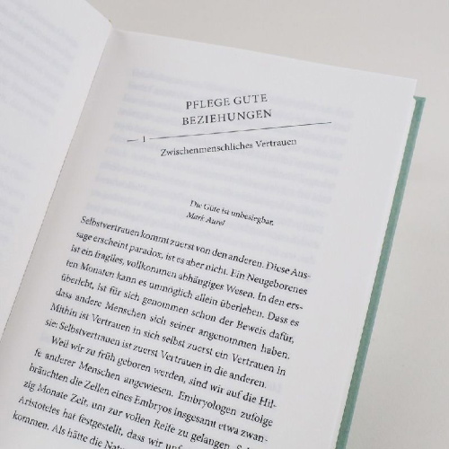 Buchcover und Innenansicht für das Buch: LA CONFIANCE EN SOI. Une philosophie