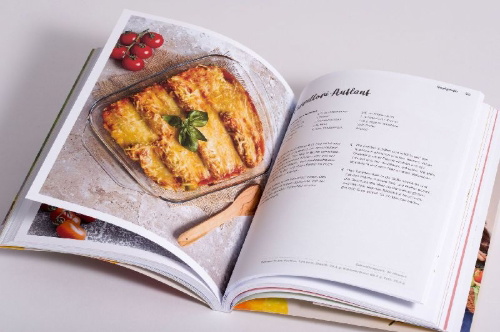 Buchcover und Innenansicht für das Buch: Ganz entspannt vegan - Das Kochbuch